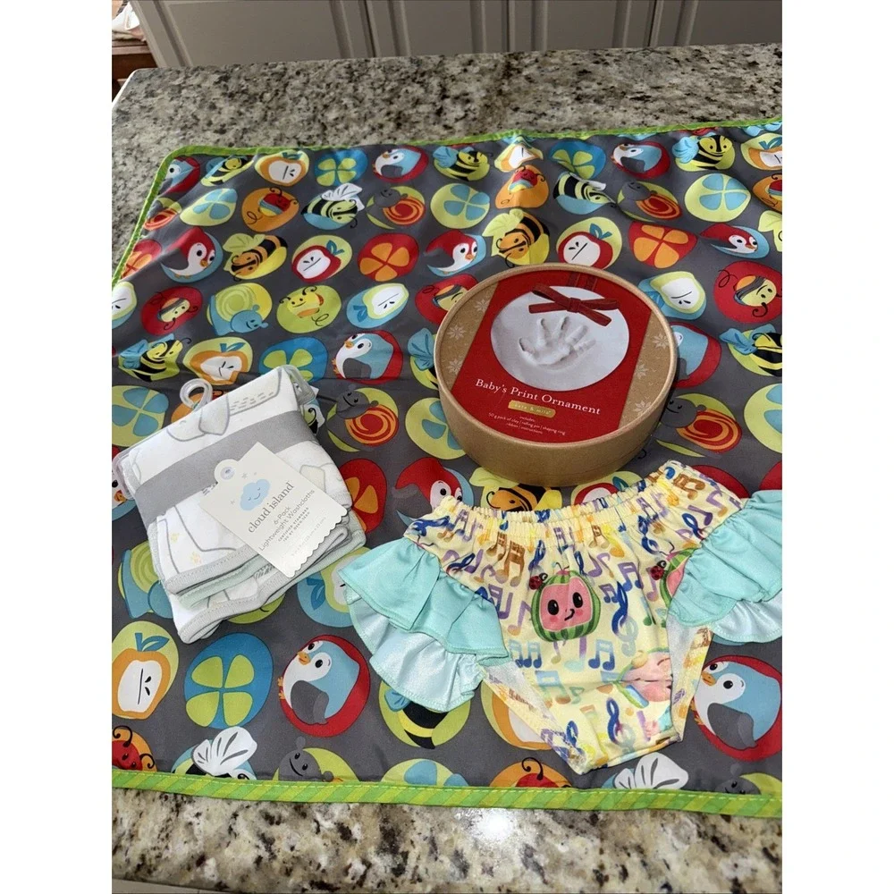EvenfloExersaucer Mat‎ TummyTime Baby Print Ornament Wash Cloth Diaper Cover4563